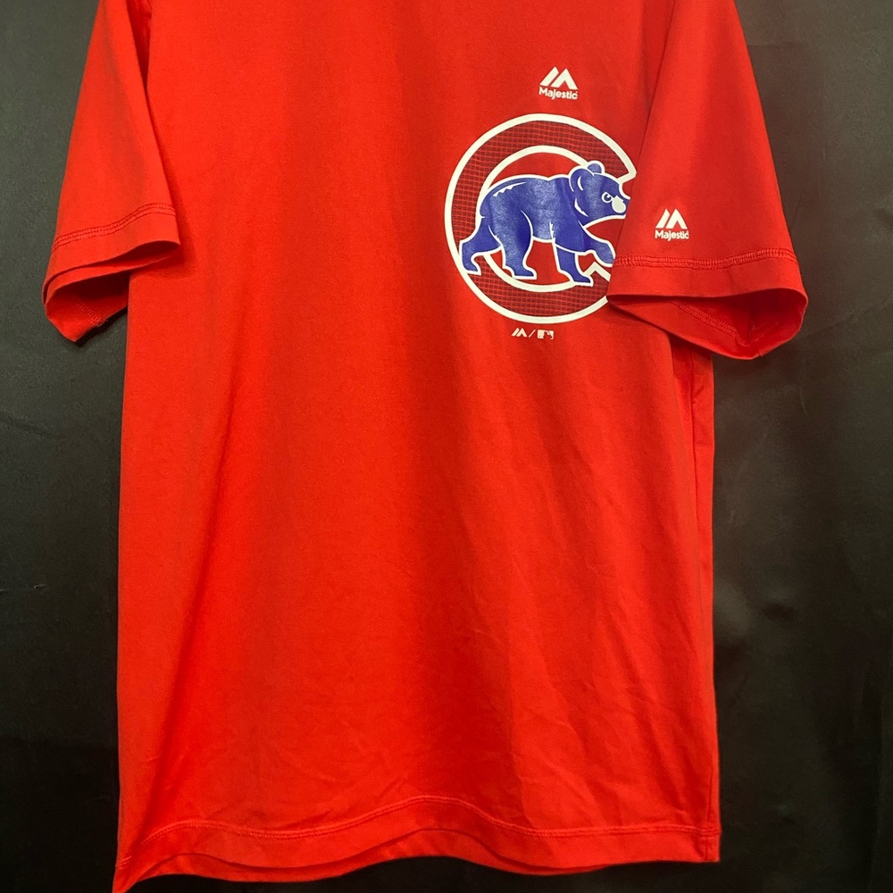 Majestic‎ Red Graphic Men's Shirt